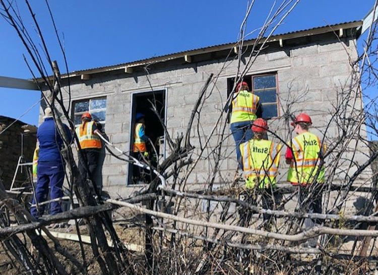 Wittenberg Students At Work in Lesotho